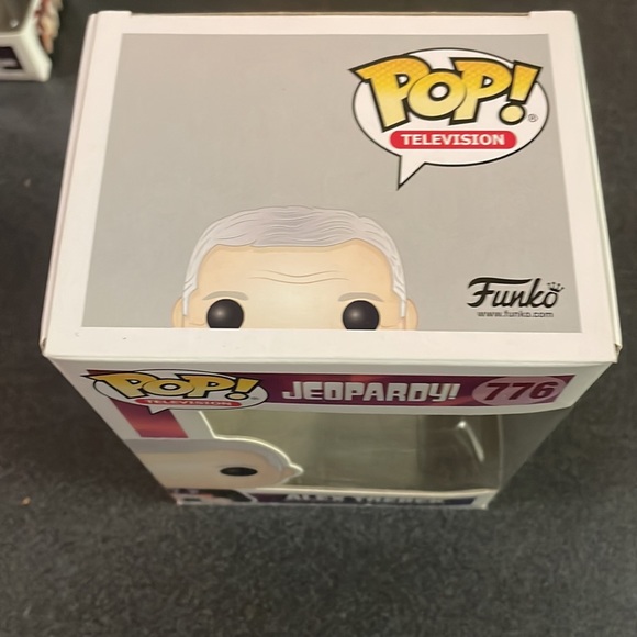 Pop! #776 ALEX TREBEK - Picture 3 of 9